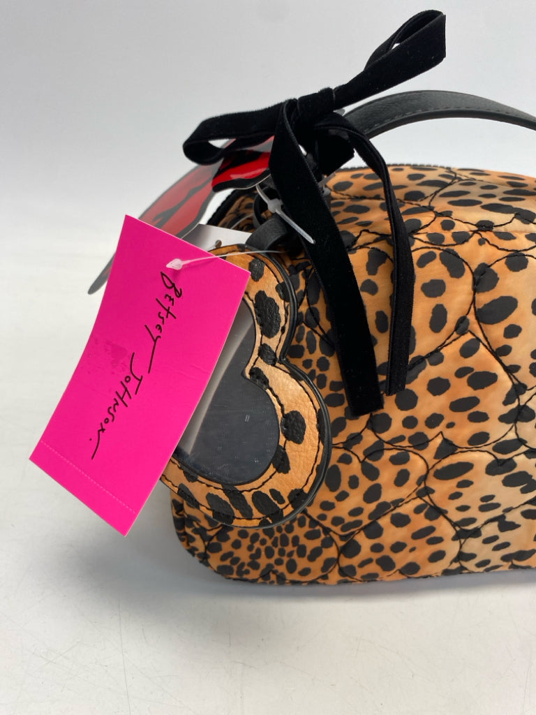 NWT Betsey Johnson Brown Black Animal Print Make-up Bag
