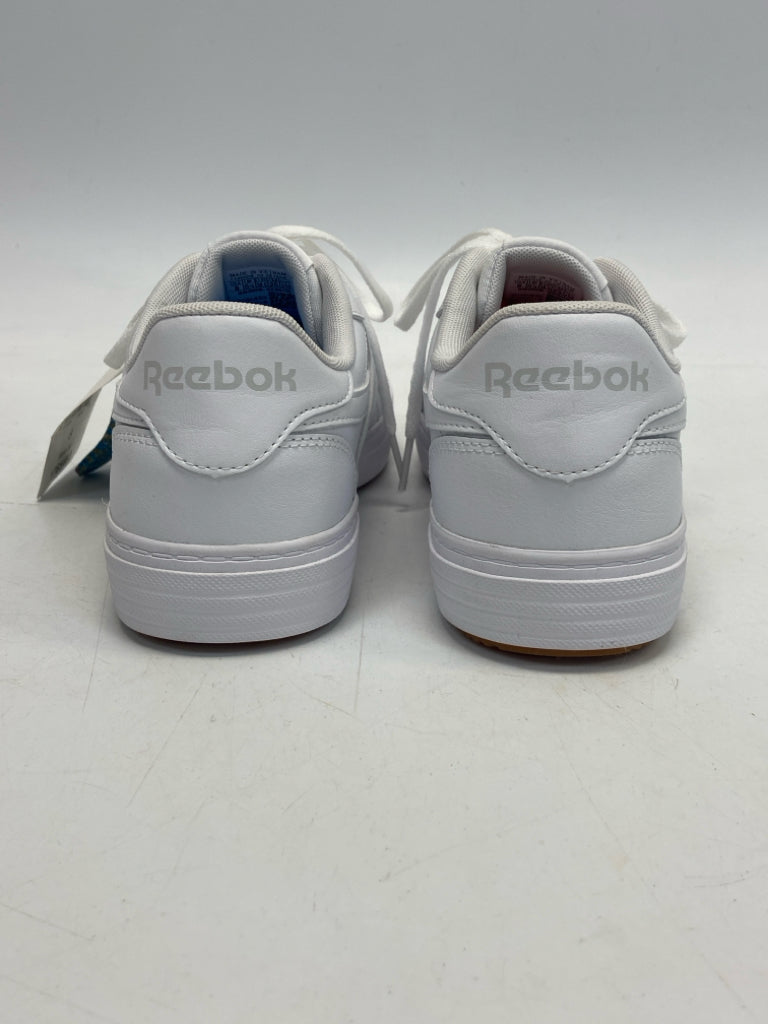 NWT Reebok US Size 8 White Lace-up Sneakers