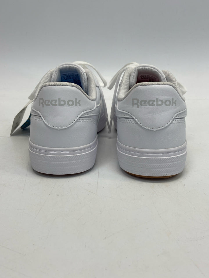 NWT Reebok US Size 8 White Lace-up Sneakers