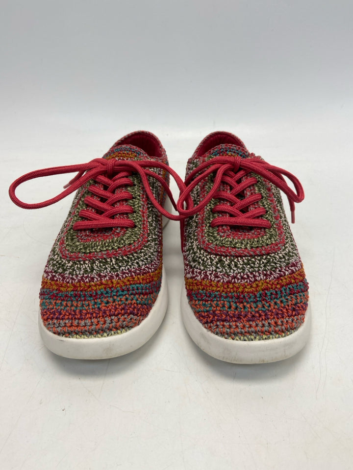 Sak  Size 8 Red Multi-Color Lace-up Knit Sneakers