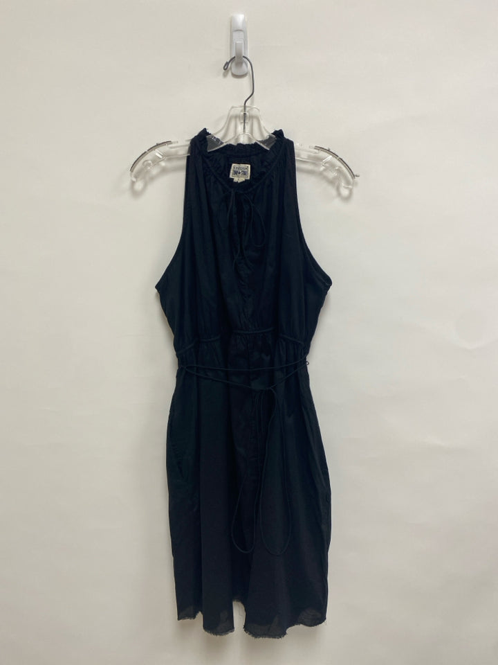 Converse Size XL Black Sleeveless Ladies Dress