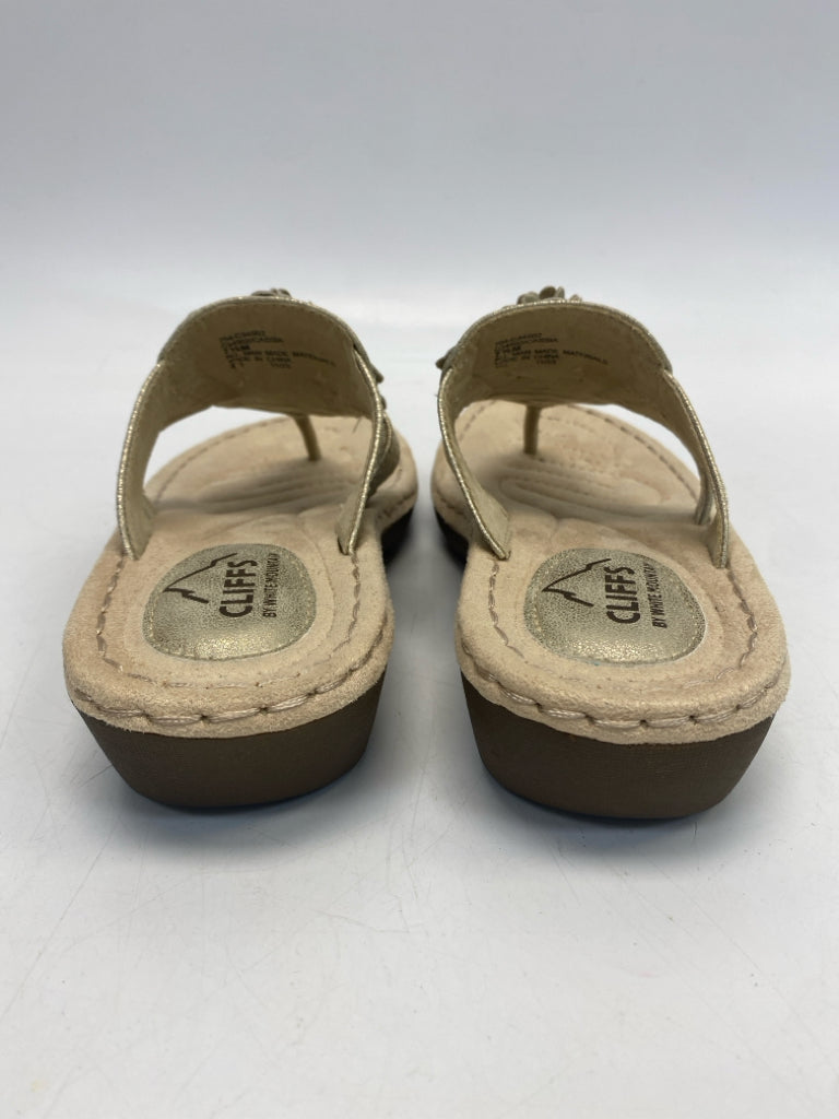 White Mountain  Size 7.5 Pale Gold Sandals