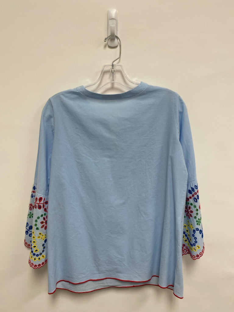 VILAGALLO Size 8 Light Blue Green/Multi Eyelet Ladies Top