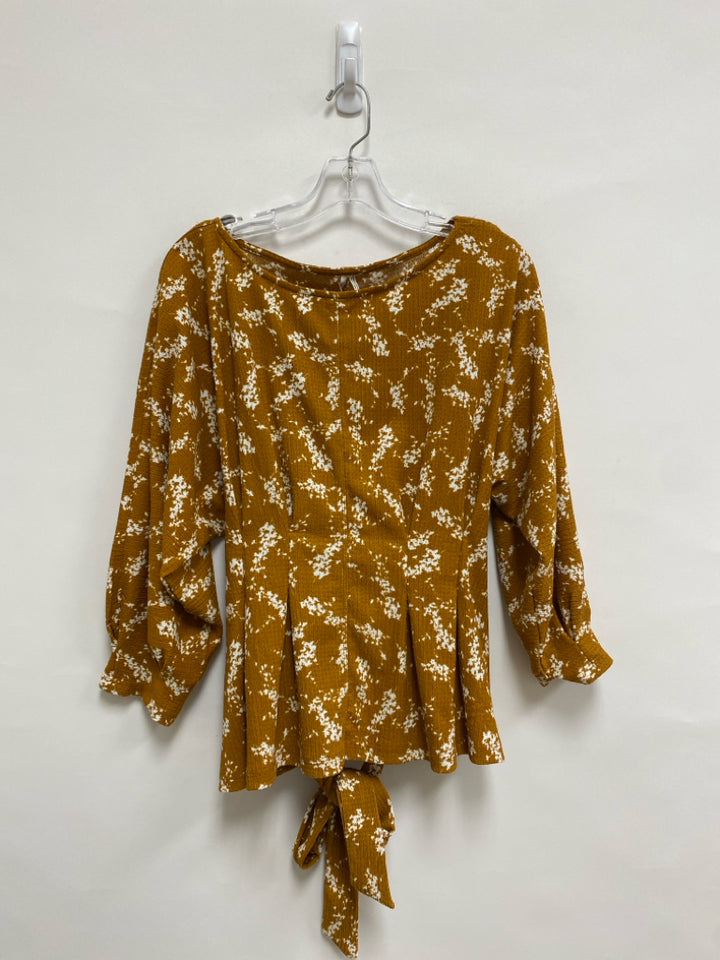 Anthropologie Size M Burnt Orange White Waffle Puff Sleeve Ladies Top