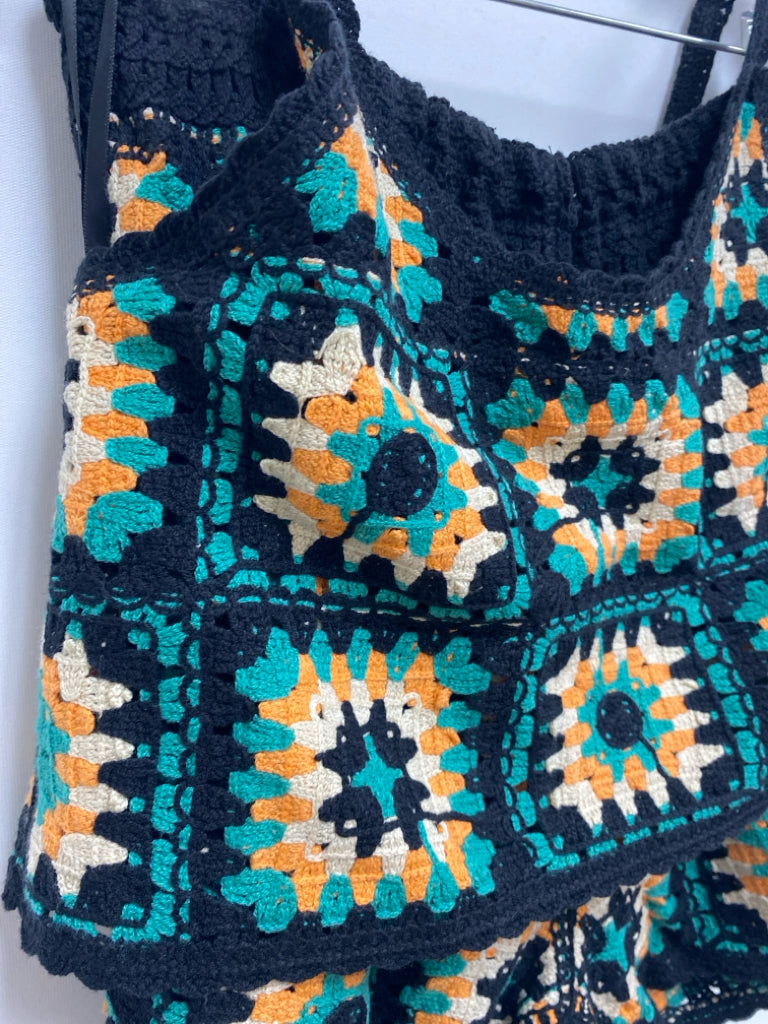 Size M Black/White Aqua/Coral Crochet Ladies 2pc Shorts