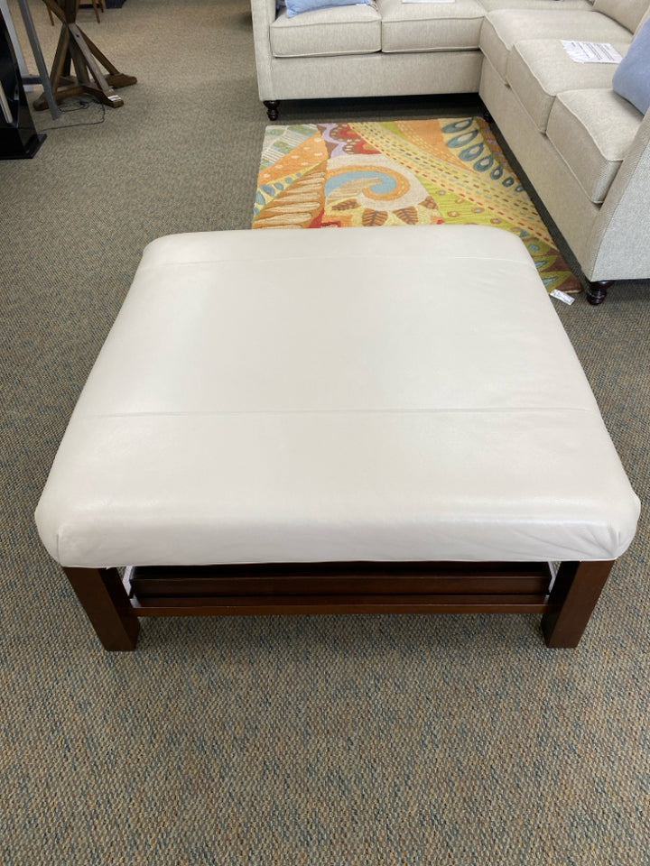 Craftmaster Cream/brown Ottoman