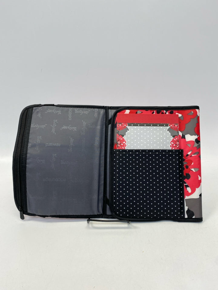Thirty-One Red White/Black Electronic/Accessory