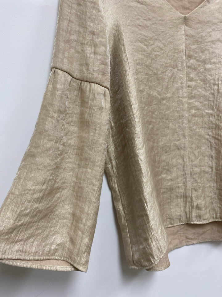 VILAGALLO Size 44 Champagne Ladies Top
