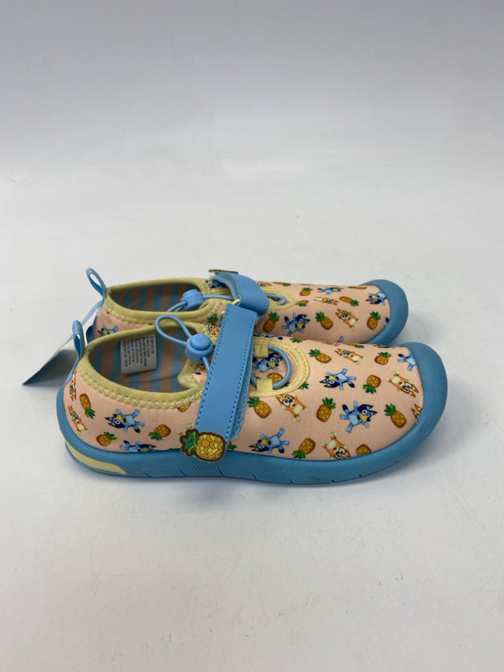 NWT Groundup SIZE 13 Cream Blue Bluey Girl&