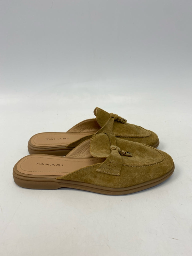 Tahari US Shoe Size 8 Tan Clogs