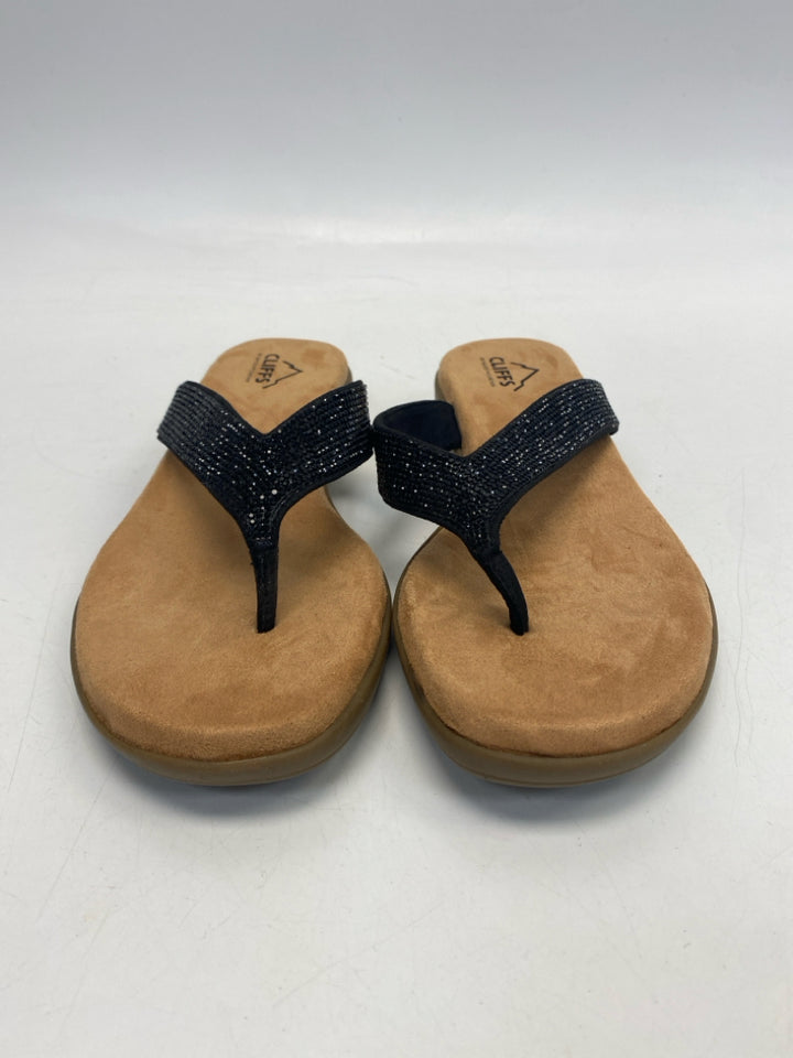 White Mountain  Size 8 Black Rhinestone(s) Sandals