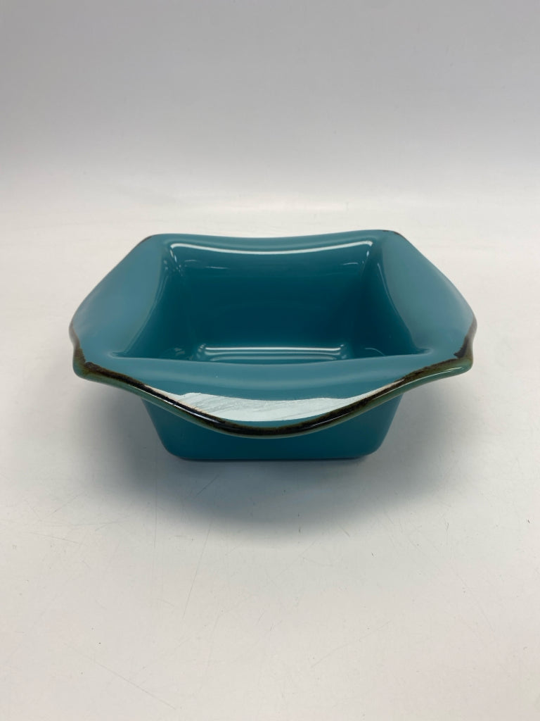 Southern Living Blue Brown Trimmed Bakeware