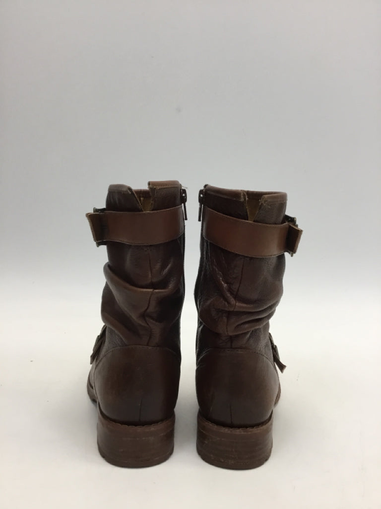 Sofft US Shoe Size 7 Brown Side Zipper Boots
