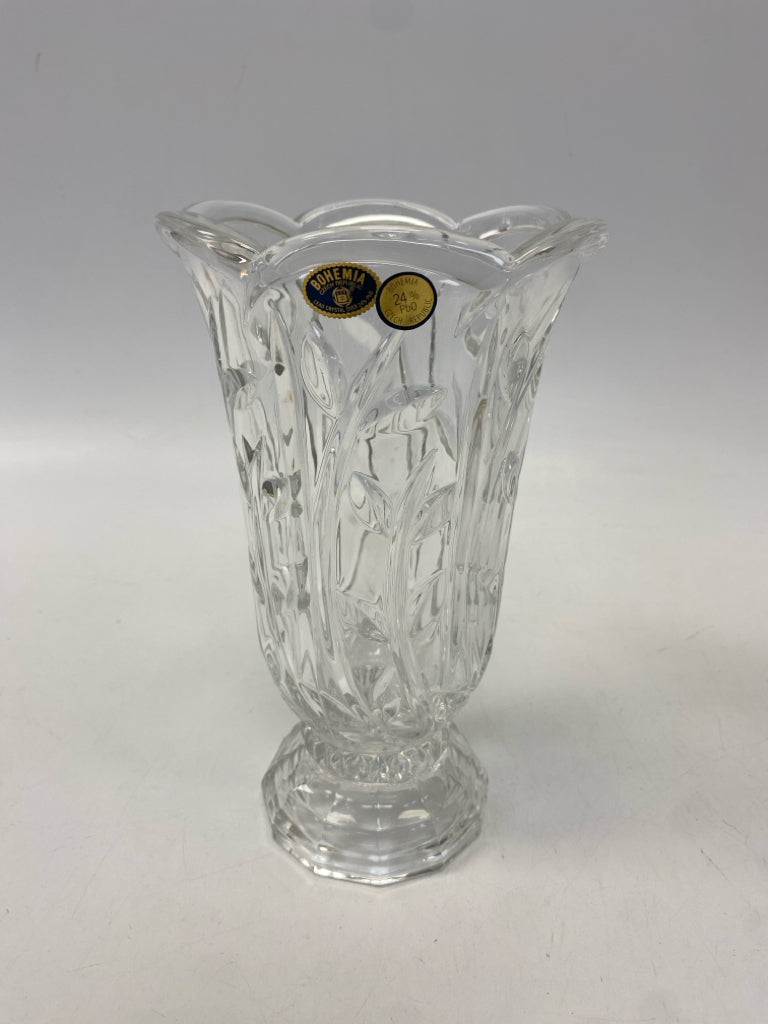 Clear Flowers Glass Vase