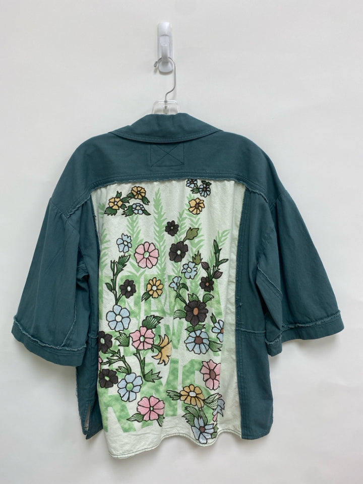 We The Free Size L Dark Green White/Pink Flowers Embroidered Ladies Top