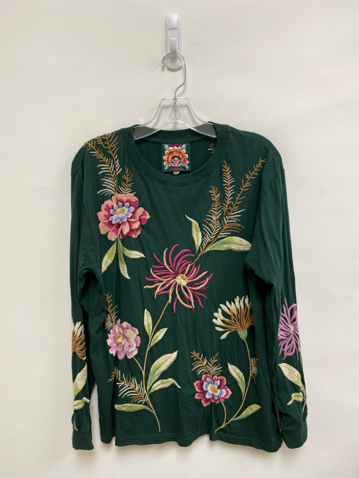 JOHNNY WAS Size M Dark Green Pink/Tan Flowers Embroidered Ladies Top