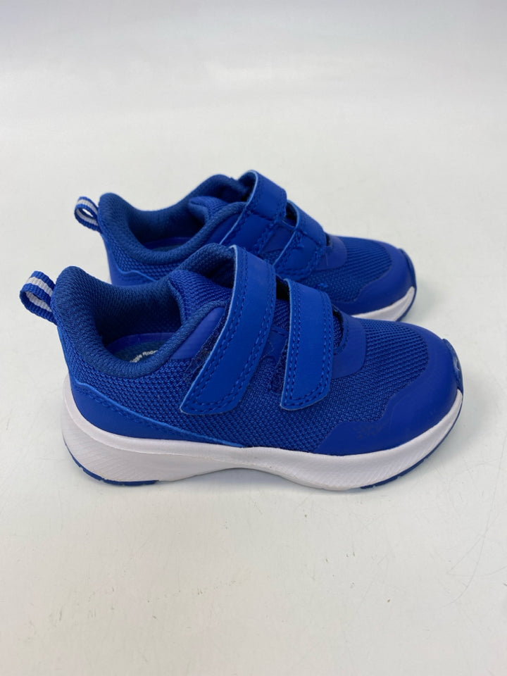 ATHLETIC WORKS SIZE 6 Royal Blue Boy&