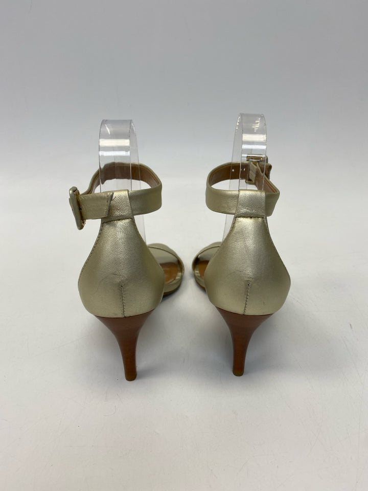 Talbots  Size 7.5 Gold Sandals