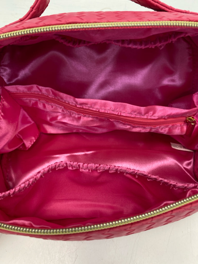 NWT Fuschia Woven Make-up Bag