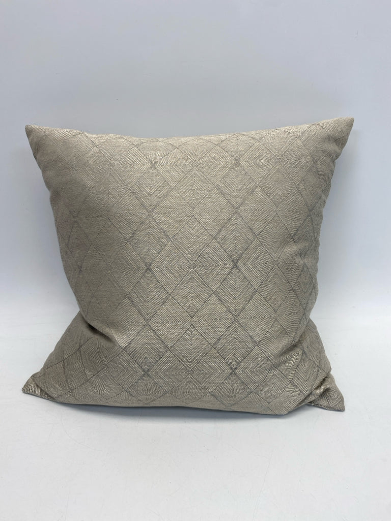 Silver Gray Diamond Print Pillow