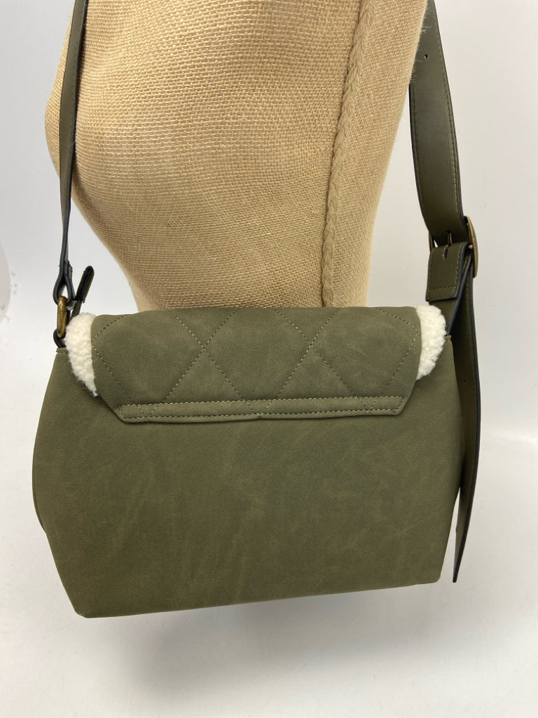Simply Noelle Olive Cream Trimmed Crossbody