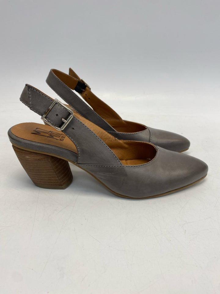 Miz Mooz EU Shoe Size 39 Taupe Heels