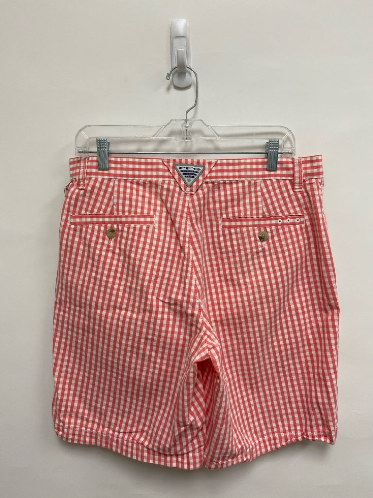 Columbia Size 32 Coral/White Checkered Men&