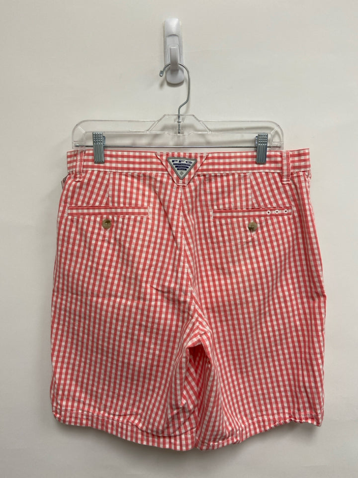 Columbia Size 32 Coral/White Checkered Men&