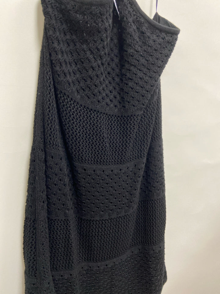 NWT Old Navy Size XL Black Halter Crochet Ladies Dress