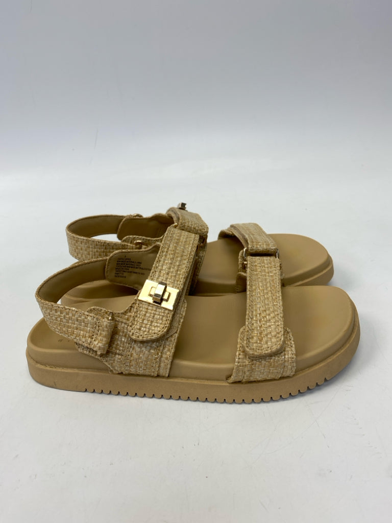a new day  Size 8 Cream Sandals