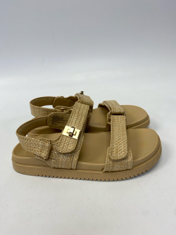 a new day  Size 8 Cream Sandals