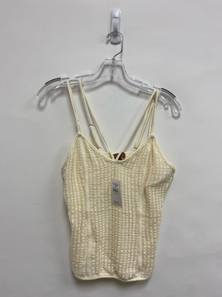 NWT Size M Cream Texture Tank Ladies Top