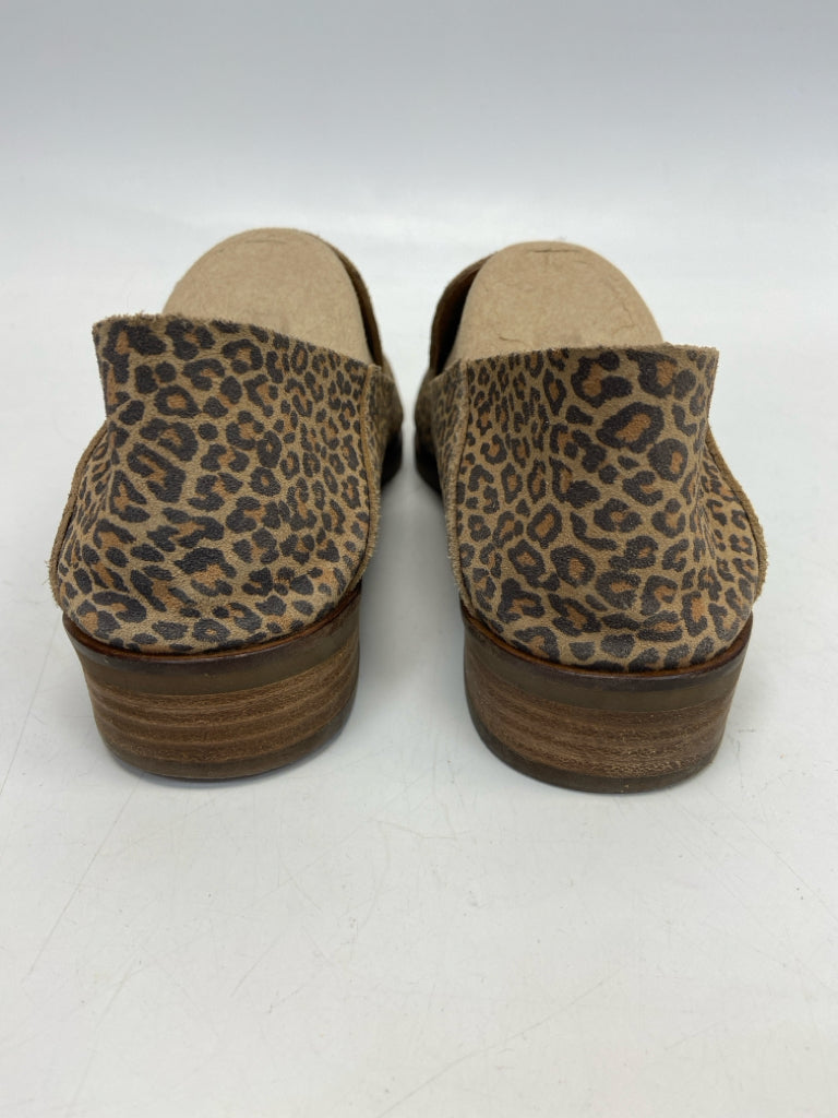 Lucky Brand  Size 7.5 Tan Animal Print Flats