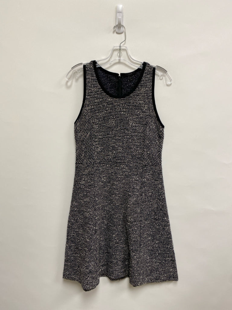 J Crew Size 8 White Black Striped Sleeveless Ladies Dress