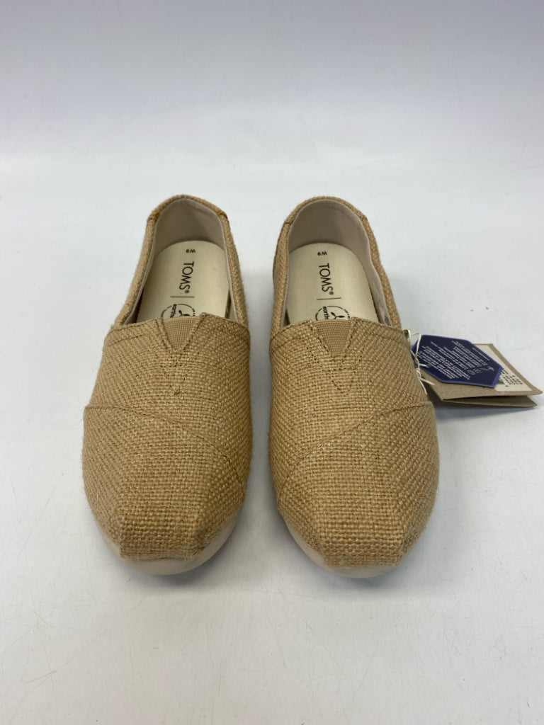 NWT Toms US Shoe Size 9 Brown Burlap Flats