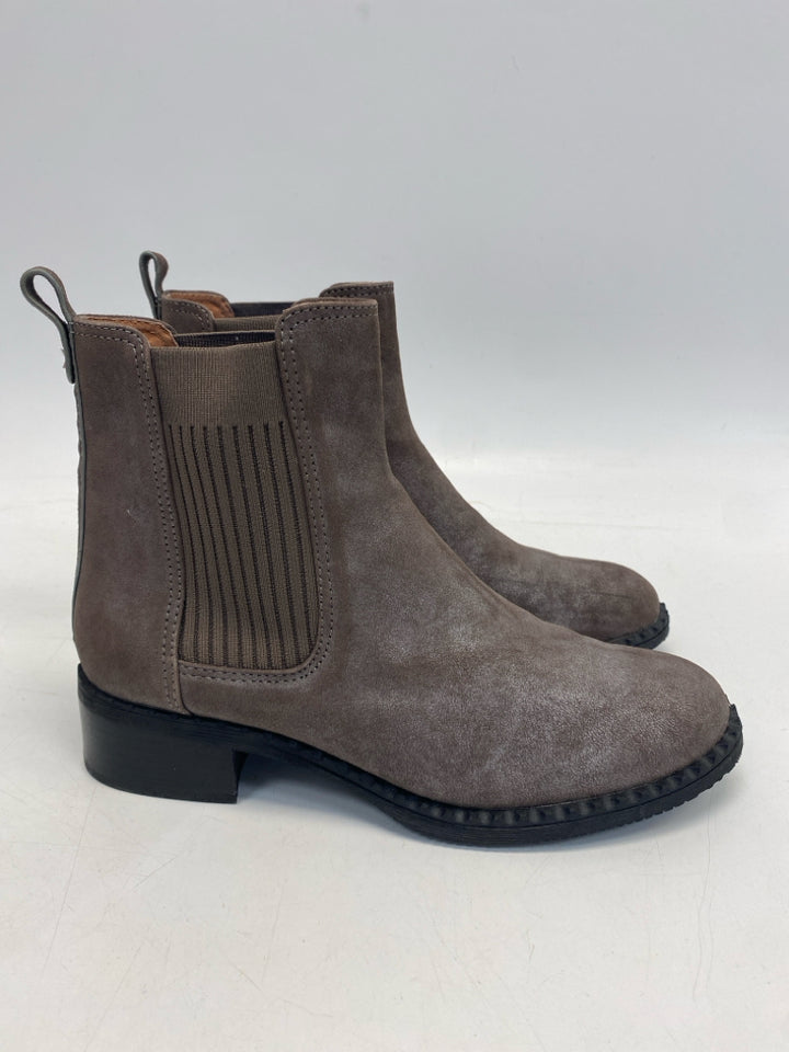 Gentle Souls US Shoe Size 8.5 Brown Metallic Boots