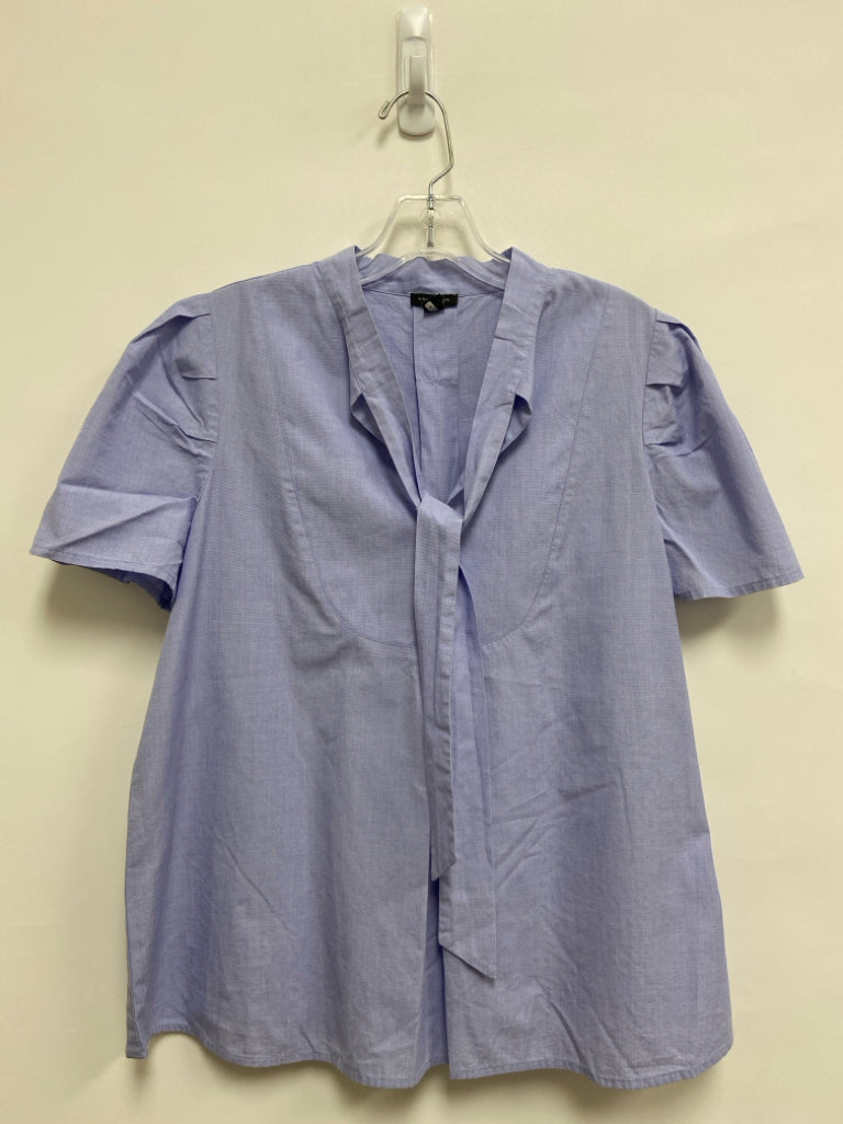 Ann Taylor Size M Light Blue Short Sleeve Ladies Top
