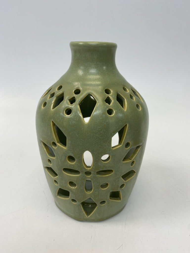 Green Cut-Out Ceramic Candleholder(s)