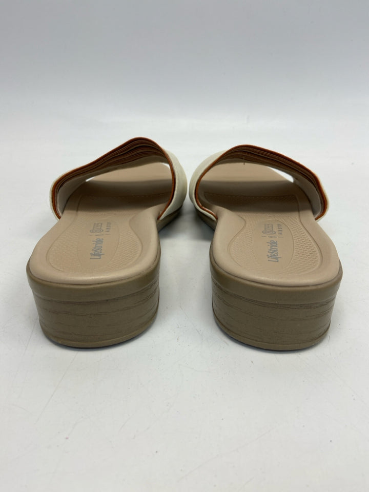 Life Stride  Size 10 Cream/Multi Sandals
