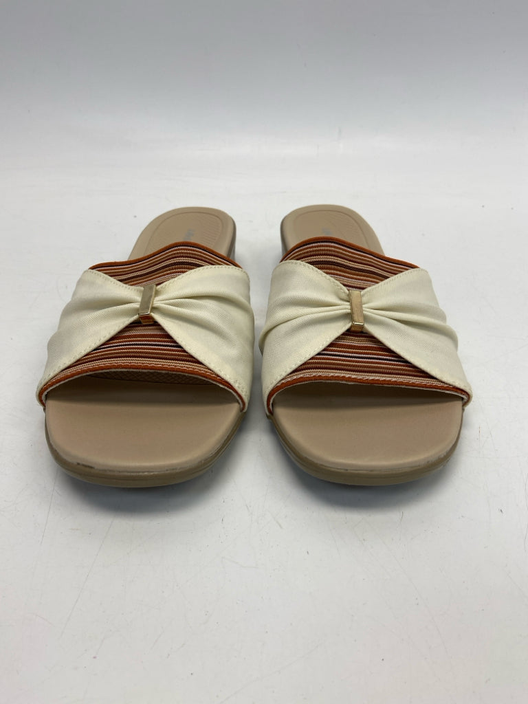 Life Stride  Size 10 Cream/Multi Sandals