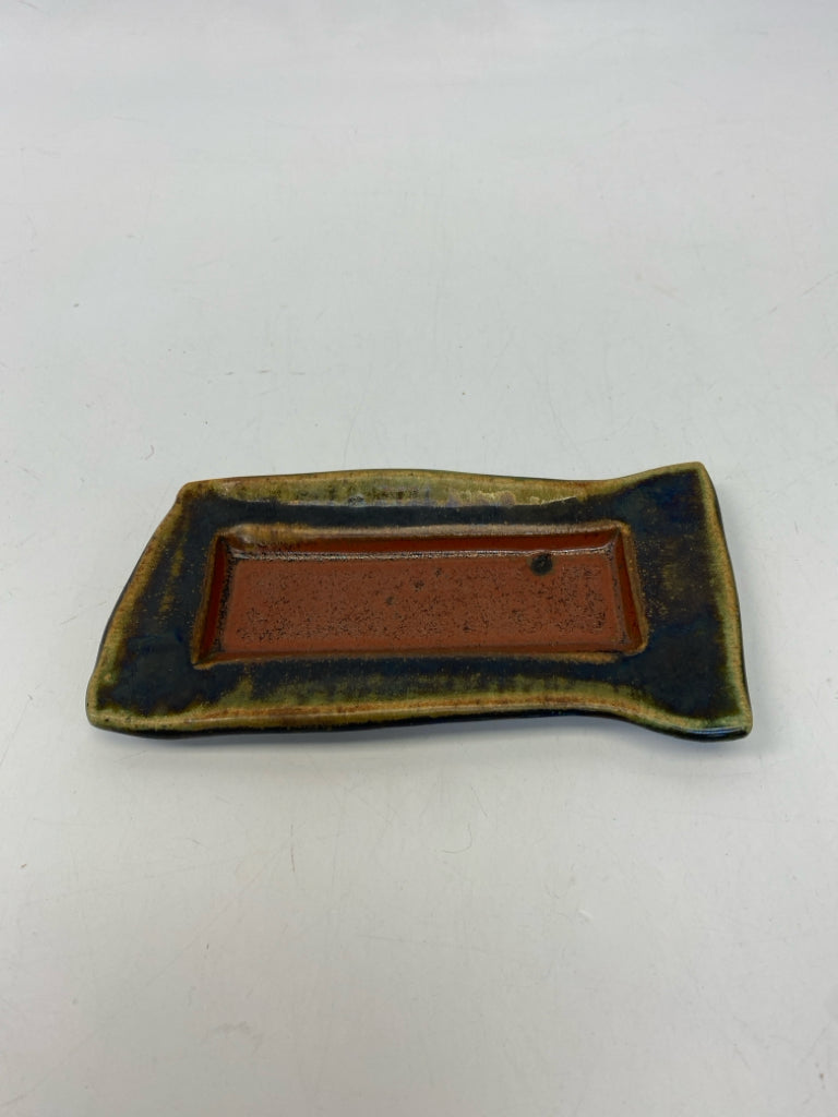 Dark Brown Rust Pottery