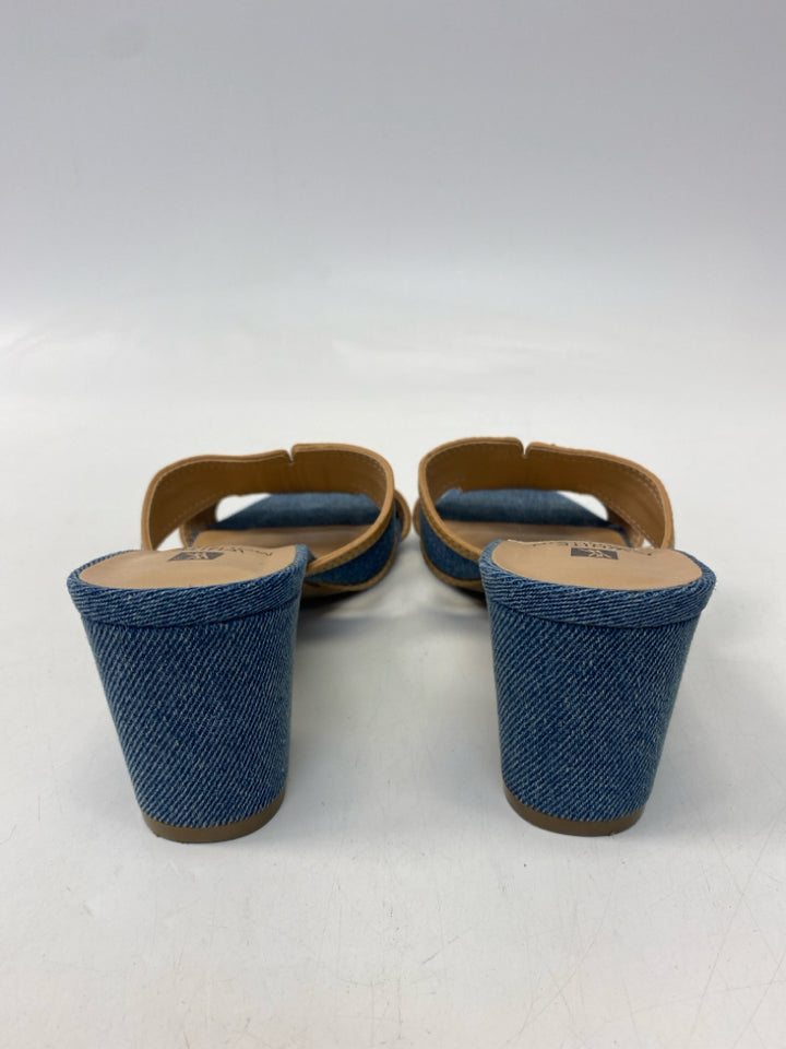 White Mountain  Size 8.5 Blue Tan Sandals