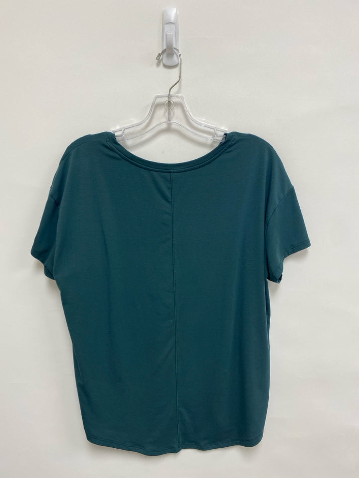 Athleta Size M Green Athletic Top