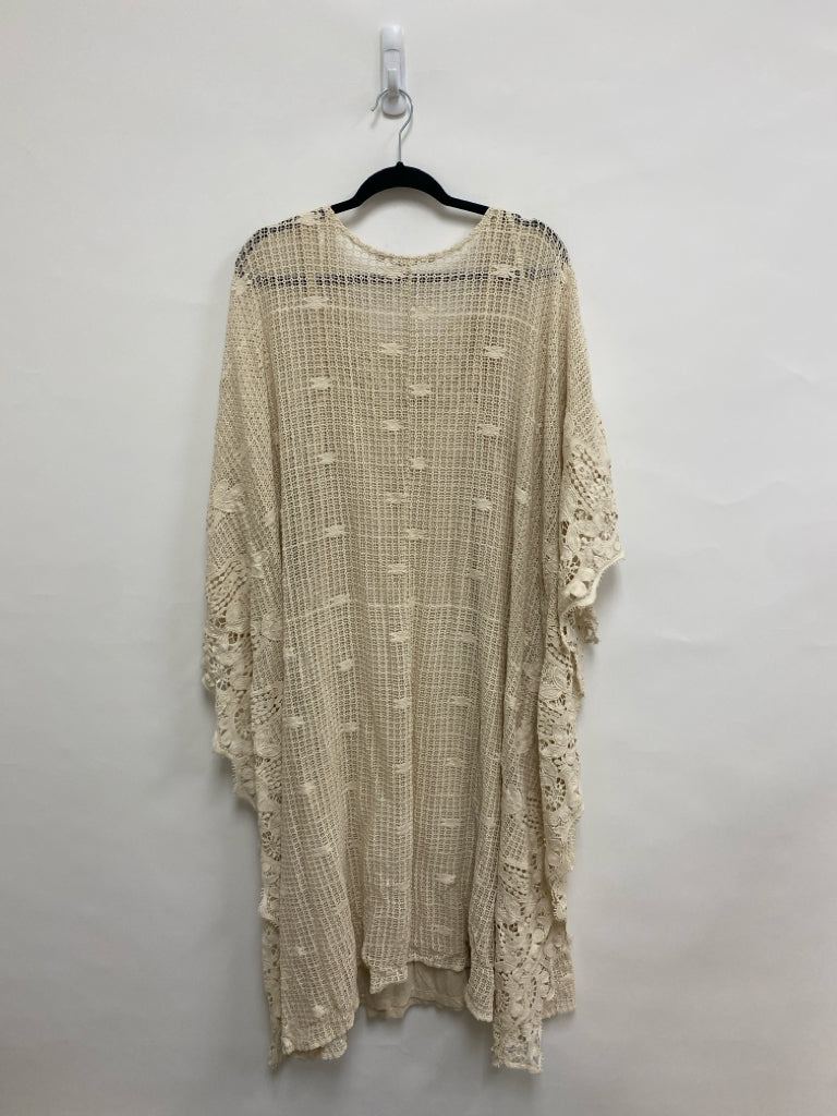 Soft Surroundings Size L Cream Crochet Ladies Dress
