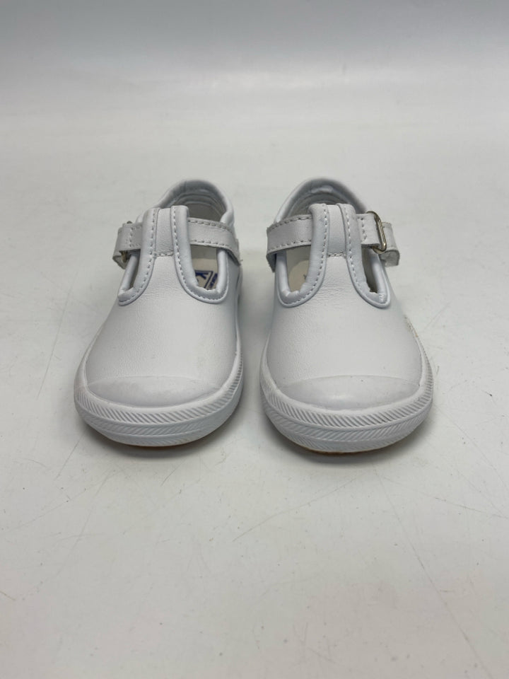 Keds SIZE 4 White Girl&