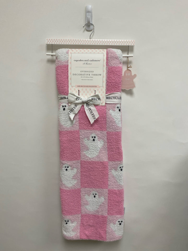 NWT Cupcakes/Cashmere 50X70 Ghost Throw Viral Tiktok