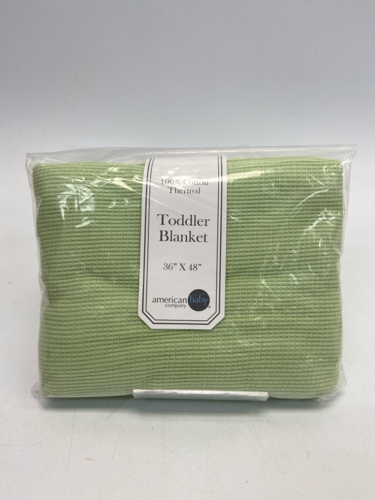 NEW/PKG Green Blanket-Kids