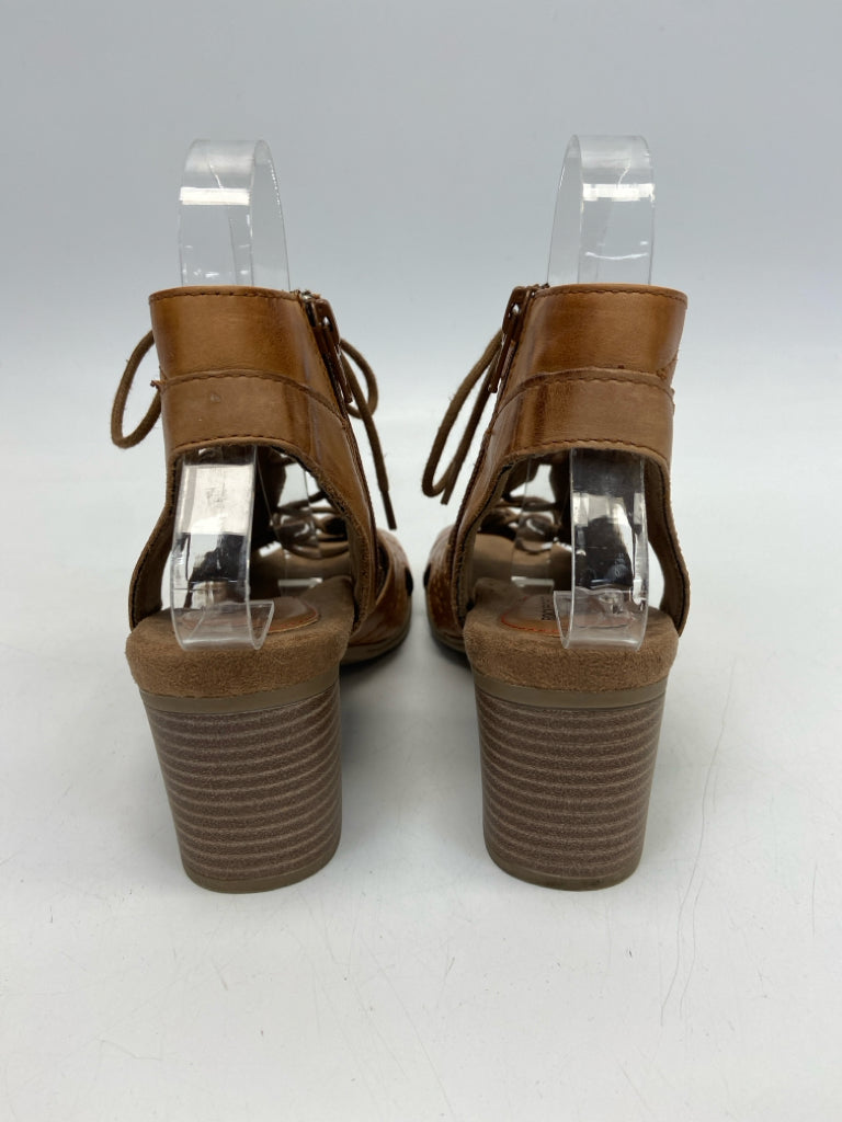 Rockport  Size 7 Brown Side Zipper Sandals