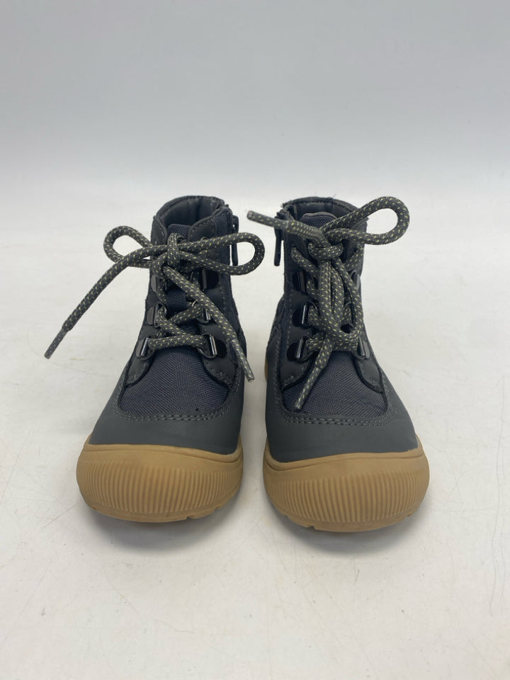 Cat &amp; Jack SIZE 7 Dark Gray Lace-Up Girl&