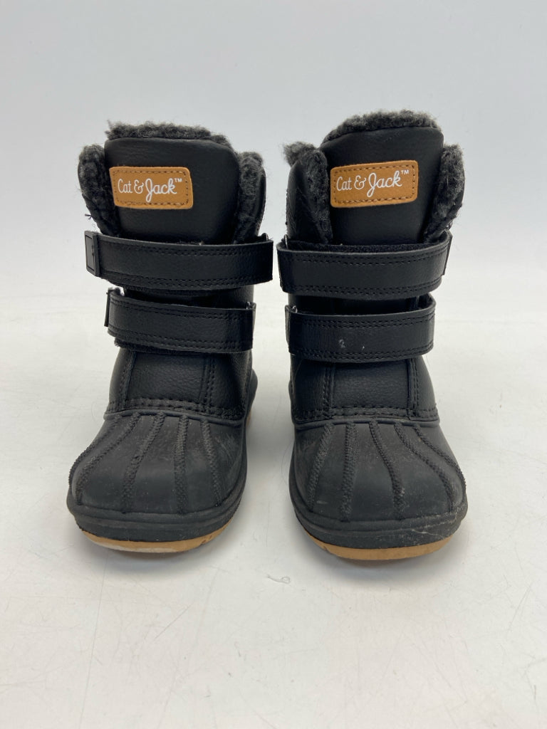 Cat &amp; Jack SIZE 8 Black Boy&